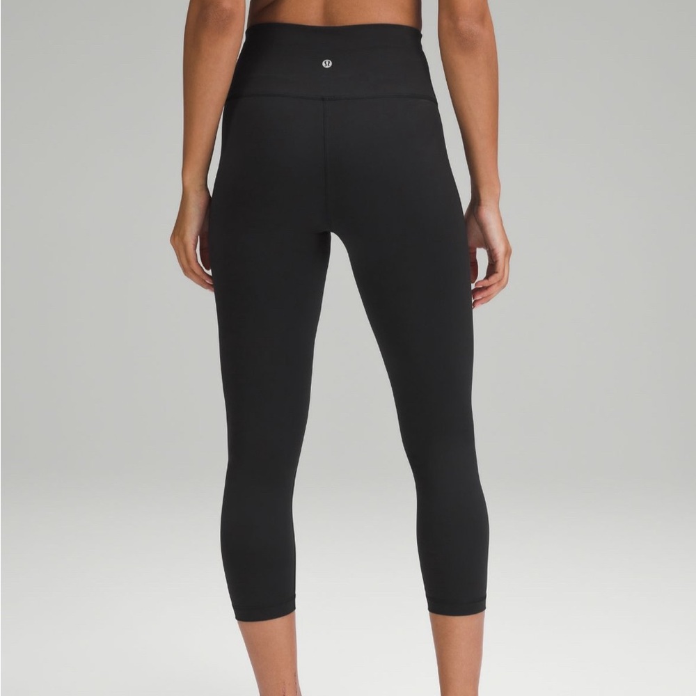 Lululemon Wunder Train High Rise Crop | Black
